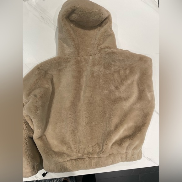 fluffy zara hoodie - Picture 4 of 4